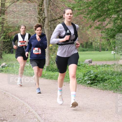 19.04.2026 - Hammer Lauf Lena Gebhardt http://msf.ph/oto/9563669 19.04.2026 10:12:05 Laufen 1021, 978, 252 meine-sportfotos.de