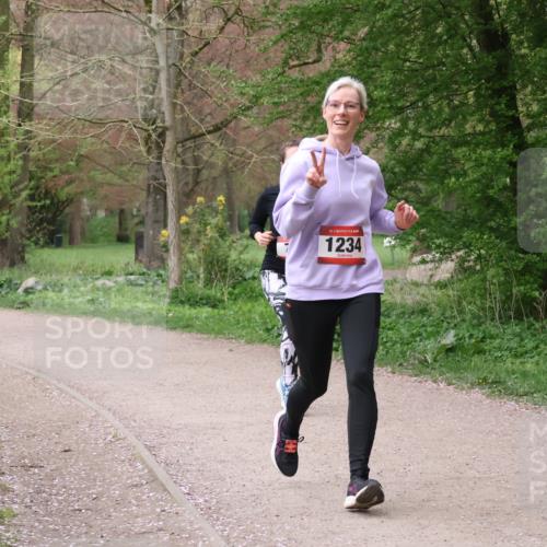 19.04.2026 - Hammer Lauf Lena Gebhardt http://msf.ph/oto/9563944 19.04.2026 10:14:24 Laufen 32, 16, 1234 meine-sportfotos.de