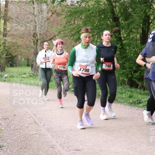 19.04.2026 - Hammer Lauf Lena Gebhardt http://msf.ph/oto/9564065 19.04.2026 10:15:56 Laufen 584, 1214, 1799, 46, 798, 141, 1798 meine-sportfotos.de
