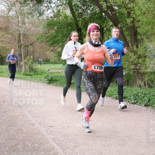 19.04.2026 - Hammer Lauf Lena Gebhardt http://msf.ph/oto/9564072 19.04.2026 10:15:58 Laufen 584, 16, 1799, 1217 meine-sportfotos.de