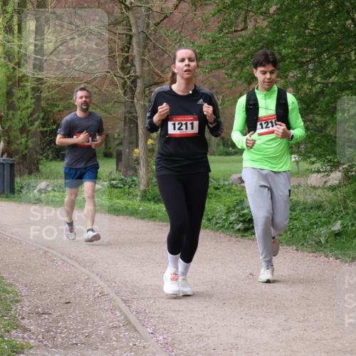19.04.2026 - Hammer Lauf Lena Gebhardt http://msf.ph/oto/9564105 19.04.2026 10:16:25 Laufen 16, 1211, 121 meine-sportfotos.de