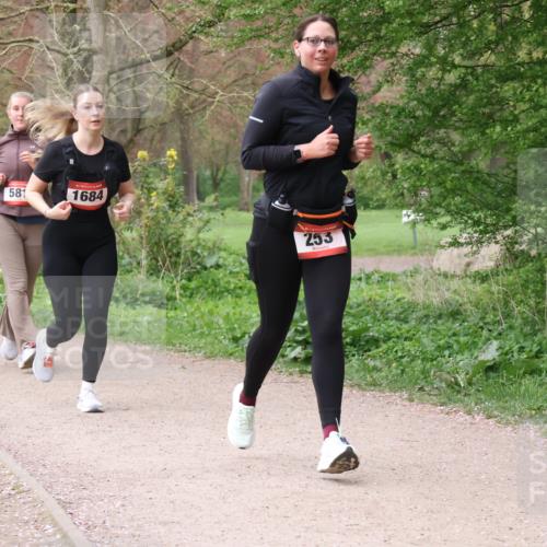 19.04.2026 - Hammer Lauf Lena Gebhardt http://msf.ph/oto/9564209 19.04.2026 10:17:32 Laufen 071, 581, 1684, 253 meine-sportfotos.de