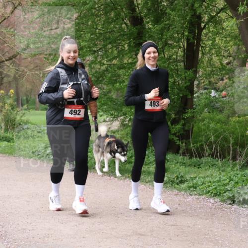 19.04.2026 - Hammer Lauf Lena Gebhardt http://msf.ph/oto/9564273 19.04.2026 10:18:25 Laufen 492, 493 meine-sportfotos.de
