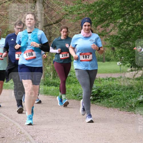 19.04.2026 - Hammer Lauf Lena Gebhardt http://msf.ph/oto/9564305 19.04.2026 10:19:01 Laufen 1767, 334, 3, 186, 210, 187 meine-sportfotos.de