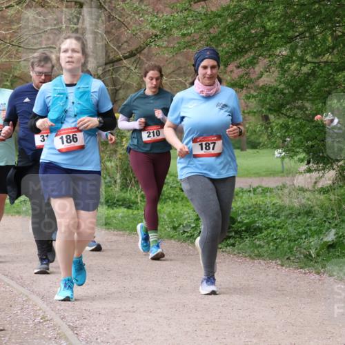 19.04.2026 - Hammer Lauf Lena Gebhardt http://msf.ph/oto/9564306 19.04.2026 10:19:01 Laufen 1767, 30, 00, 334, 31, 186, 210, 187 meine-sportfotos.de