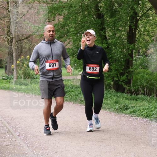 19.04.2026 - Hammer Lauf Lena Gebhardt http://msf.ph/oto/9564424 19.04.2026 10:21:32 Laufen 691, 16, 692 meine-sportfotos.de