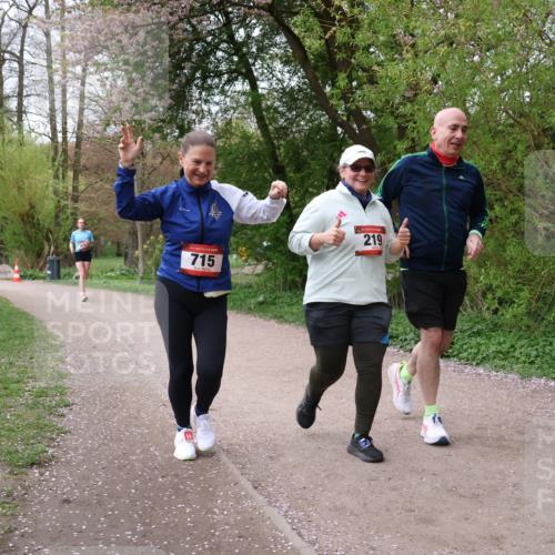 19.04.2026 - Hammer Lauf Lena Gebhardt http://msf.ph/oto/9564489 19.04.2026 10:22:42 Laufen 715, 219 meine-sportfotos.de