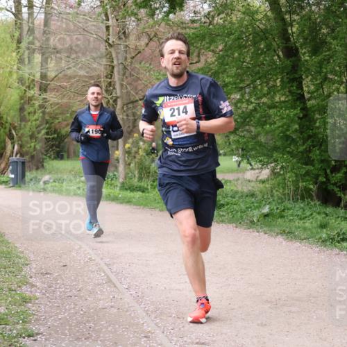 19.04.2026 - Hammer Lauf Lena Gebhardt http://msf.ph/oto/9564549 19.04.2026 10:25:50 Laufen 214, 190 meine-sportfotos.de