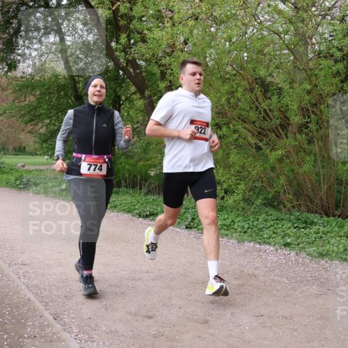 19.04.2026 - Hammer Lauf Lena Gebhardt http://msf.ph/oto/9564568 19.04.2026 10:26:30 Laufen 774, 922 meine-sportfotos.de