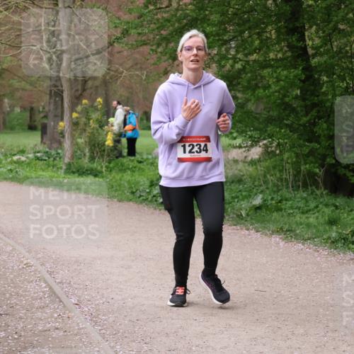 19.04.2026 - Hammer Lauf Lena Gebhardt http://msf.ph/oto/9565206 19.04.2026 10:45:54 Laufen 16, 1234 meine-sportfotos.de
