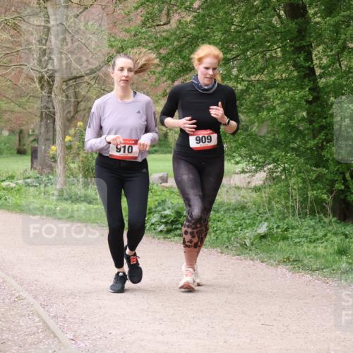 19.04.2026 - Hammer Lauf Lena Gebhardt http://msf.ph/oto/9565309 19.04.2026 10:48:45 Laufen 910, 909 meine-sportfotos.de