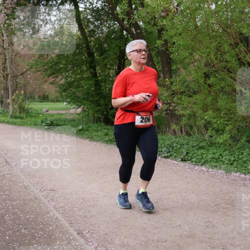 19.04.2026 - Hammer Lauf Lena Gebhardt http://msf.ph/oto/9565503 19.04.2026 10:54:32 Laufen 16, 206 meine-sportfotos.de