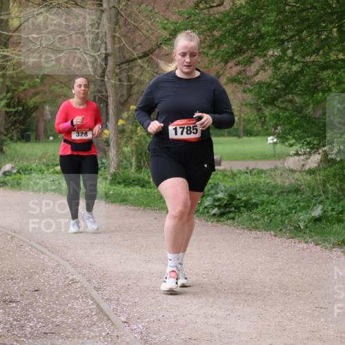 19.04.2026 - Hammer Lauf Lena Gebhardt http://msf.ph/oto/9565615 19.04.2026 10:59:11 Laufen 328, 1785 meine-sportfotos.de