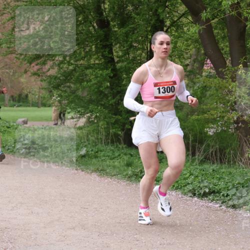 19.04.2026 - Hammer Lauf Lena Gebhardt http://msf.ph/oto/9565708 19.04.2026 11:03:54 Laufen 20, 25, 1300 meine-sportfotos.de