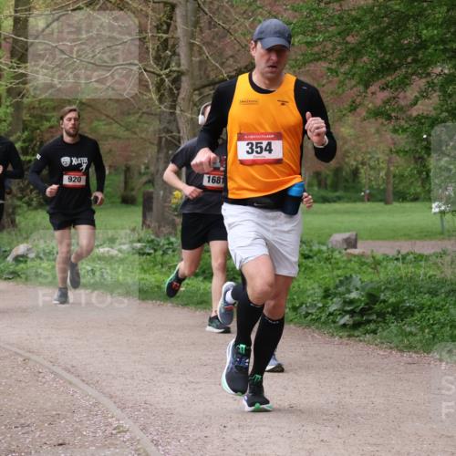 19.04.2026 - Hammer Lauf Lena Gebhardt http://msf.ph/oto/9565805 19.04.2026 11:04:57 Laufen 1681, 16, 354, 467, 920 meine-sportfotos.de