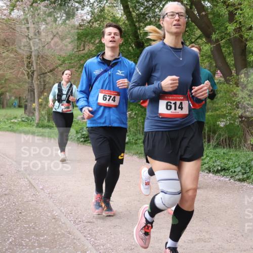 19.04.2026 - Hammer Lauf Lena Gebhardt http://msf.ph/oto/9565968 19.04.2026 11:06:15 Laufen 398, 537, 674, 16, 614 meine-sportfotos.de