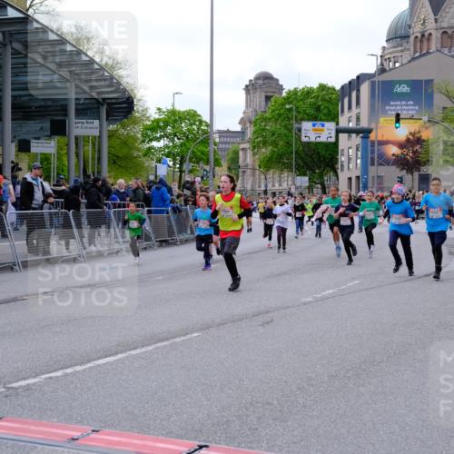 25.04.2026 - Das Zehntel Tim E. http://msf.ph/oto/9569977 25.04.2026 09:00:10 Ziel 1081, 1164, 1446, 1525, 1652, 1770, 1774, 1824, 1865, 1866, 1878, 1879, 2140, 2412, 2420, 2421, 2424, 2554, 3019, 3099, 3152, 3242, 3806, 3863, 3949 meine-sportfotos.de