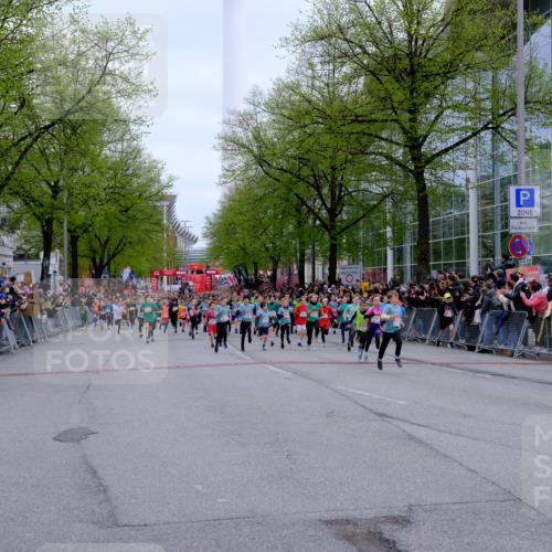 25.04.2026 - Das Zehntel Tim E. http://msf.ph/oto/9571995 25.04.2026 10:30:39 Ziel  meine-sportfotos.de