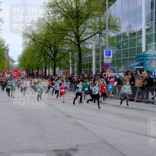 25.04.2026 - Das Zehntel Tim E. http://msf.ph/oto/9572004 25.04.2026 10:30:42 Ziel  meine-sportfotos.de