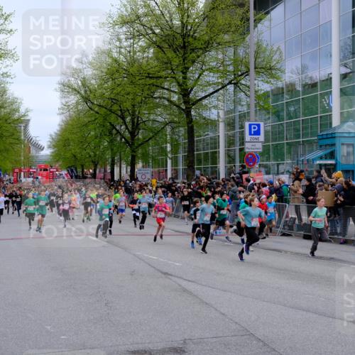 25.04.2026 - Das Zehntel Tim E. http://msf.ph/oto/9572006 25.04.2026 10:30:42 Ziel  meine-sportfotos.de