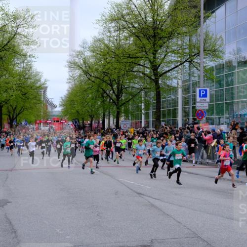 25.04.2026 - Das Zehntel Tim E. http://msf.ph/oto/9572013 25.04.2026 10:30:44 Ziel  meine-sportfotos.de