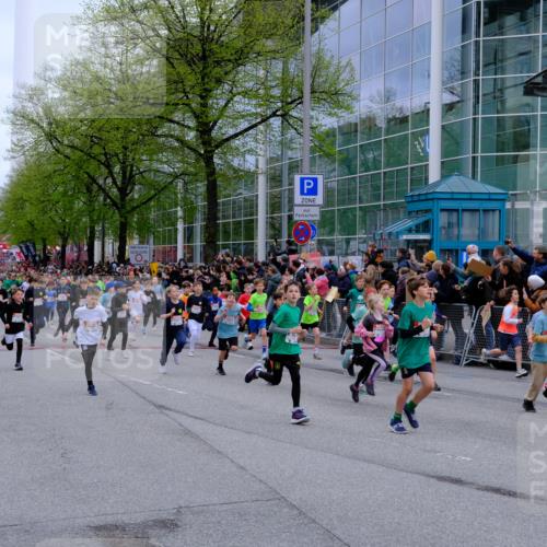 25.04.2026 - Das Zehntel Tim E. http://msf.ph/oto/9572024 25.04.2026 10:30:47 Ziel  meine-sportfotos.de