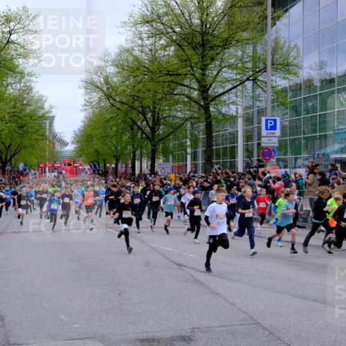 25.04.2026 - Das Zehntel Tim E. http://msf.ph/oto/9572028 25.04.2026 10:30:47 Ziel  meine-sportfotos.de