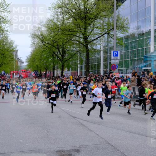 25.04.2026 - Das Zehntel Tim E. http://msf.ph/oto/9572029 25.04.2026 10:30:47 Ziel  meine-sportfotos.de