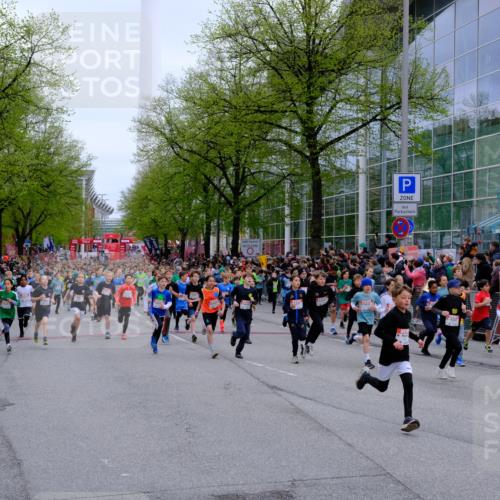 25.04.2026 - Das Zehntel Tim E. http://msf.ph/oto/9572036 25.04.2026 10:30:49 Ziel  meine-sportfotos.de