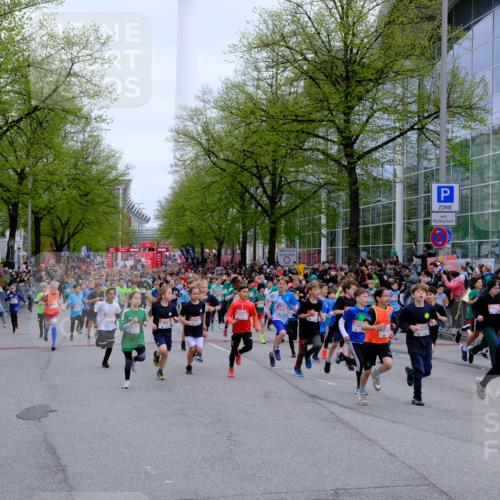 25.04.2026 - Das Zehntel Tim E. http://msf.ph/oto/9572046 25.04.2026 10:30:50 Ziel  meine-sportfotos.de
