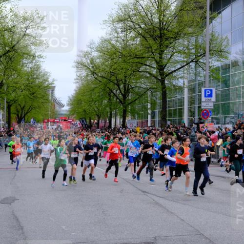 25.04.2026 - Das Zehntel Tim E. http://msf.ph/oto/9572047 25.04.2026 10:30:50 Ziel  meine-sportfotos.de