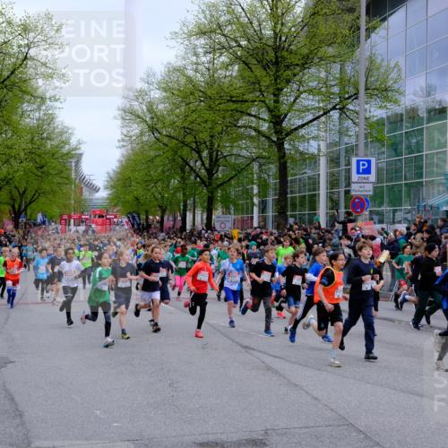 25.04.2026 - Das Zehntel Tim E. http://msf.ph/oto/9572048 25.04.2026 10:30:50 Ziel  meine-sportfotos.de