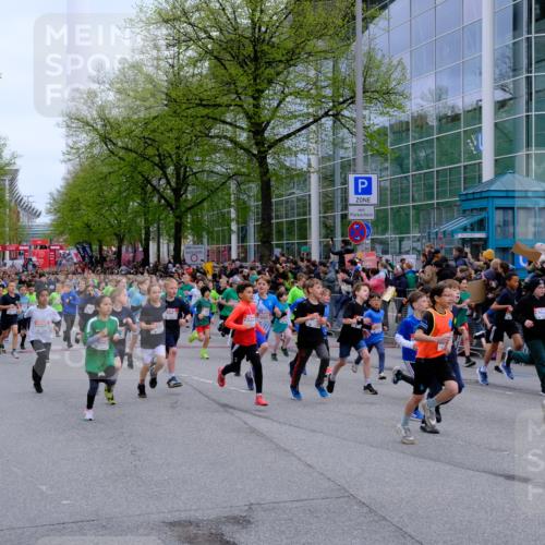 25.04.2026 - Das Zehntel Tim E. http://msf.ph/oto/9572053 25.04.2026 10:30:51 Ziel  meine-sportfotos.de