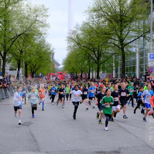 25.04.2026 - Das Zehntel Tim E. http://msf.ph/oto/9572055 25.04.2026 10:30:52 Ziel  meine-sportfotos.de