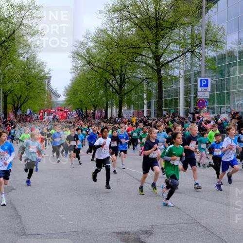 25.04.2026 - Das Zehntel Tim E. http://msf.ph/oto/9572059 25.04.2026 10:30:52 Ziel  meine-sportfotos.de