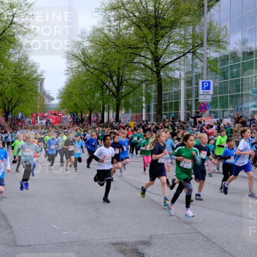 25.04.2026 - Das Zehntel Tim E. http://msf.ph/oto/9572060 25.04.2026 10:30:52 Ziel  meine-sportfotos.de