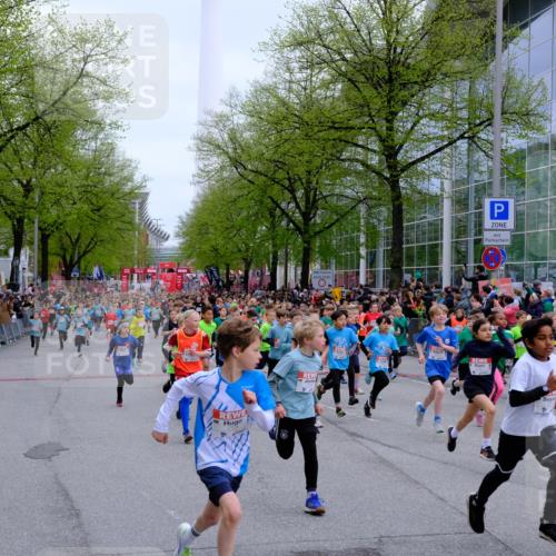 25.04.2026 - Das Zehntel Tim E. http://msf.ph/oto/9572067 25.04.2026 10:30:53 Ziel  meine-sportfotos.de