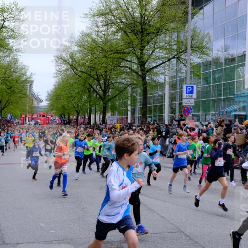 25.04.2026 - Das Zehntel Tim E. http://msf.ph/oto/9572070 25.04.2026 10:30:53 Ziel  meine-sportfotos.de