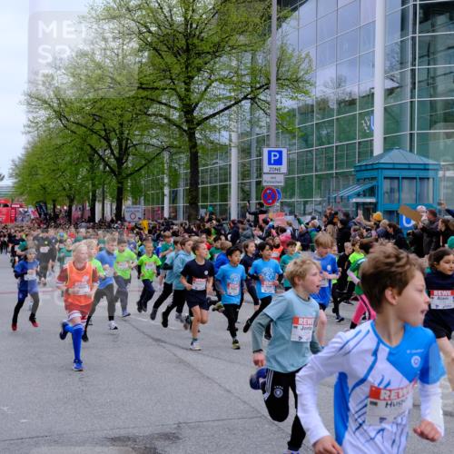 25.04.2026 - Das Zehntel Tim E. http://msf.ph/oto/9572074 25.04.2026 10:30:54 Ziel  meine-sportfotos.de