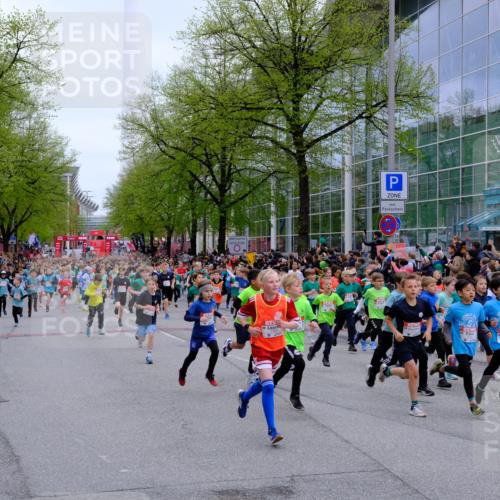 25.04.2026 - Das Zehntel Tim E. http://msf.ph/oto/9572075 25.04.2026 10:30:55 Ziel  meine-sportfotos.de