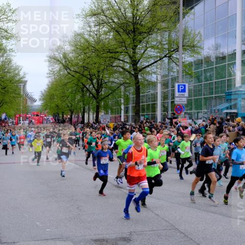 25.04.2026 - Das Zehntel Tim E. http://msf.ph/oto/9572077 25.04.2026 10:30:55 Ziel  meine-sportfotos.de