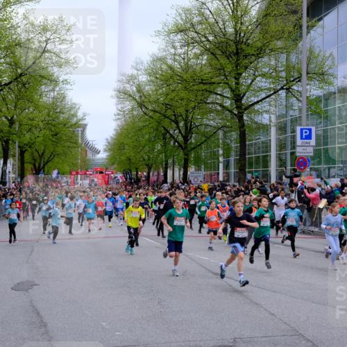 25.04.2026 - Das Zehntel Tim E. http://msf.ph/oto/9572085 25.04.2026 10:30:56 Ziel  meine-sportfotos.de