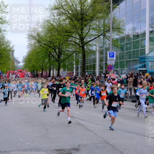 25.04.2026 - Das Zehntel Tim E. http://msf.ph/oto/9572090 25.04.2026 10:30:56 Ziel  meine-sportfotos.de