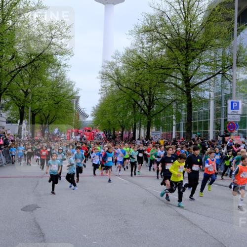 25.04.2026 - Das Zehntel Tim E. http://msf.ph/oto/9572095 25.04.2026 10:30:58 Ziel  meine-sportfotos.de