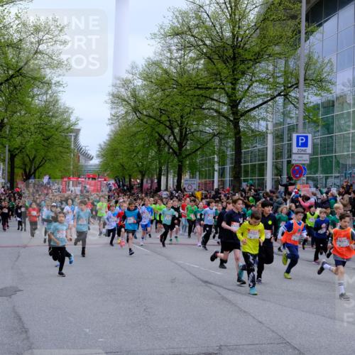 25.04.2026 - Das Zehntel Tim E. http://msf.ph/oto/9572098 25.04.2026 10:30:58 Ziel  meine-sportfotos.de