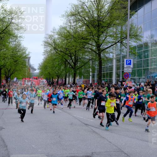 25.04.2026 - Das Zehntel Tim E. http://msf.ph/oto/9572099 25.04.2026 10:30:58 Ziel  meine-sportfotos.de