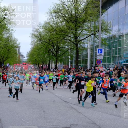25.04.2026 - Das Zehntel Tim E. http://msf.ph/oto/9572100 25.04.2026 10:30:58 Ziel  meine-sportfotos.de