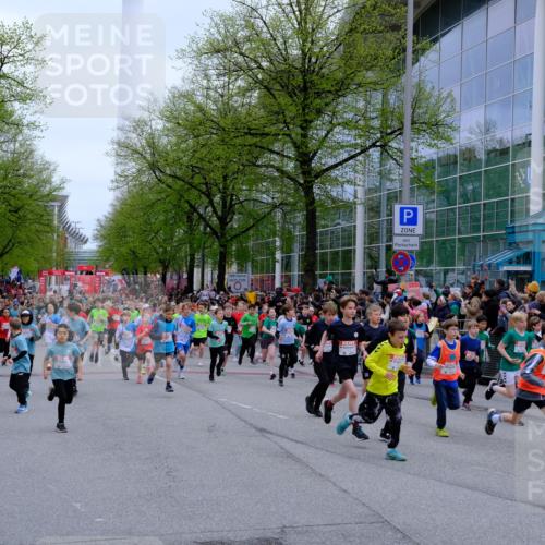 25.04.2026 - Das Zehntel Tim E. http://msf.ph/oto/9572101 25.04.2026 10:30:58 Ziel  meine-sportfotos.de