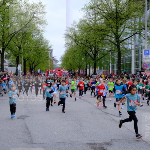 25.04.2026 - Das Zehntel Tim E. http://msf.ph/oto/9572109 25.04.2026 10:31:00 Ziel  meine-sportfotos.de