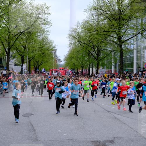 25.04.2026 - Das Zehntel Tim E. http://msf.ph/oto/9572111 25.04.2026 10:31:01 Ziel  meine-sportfotos.de